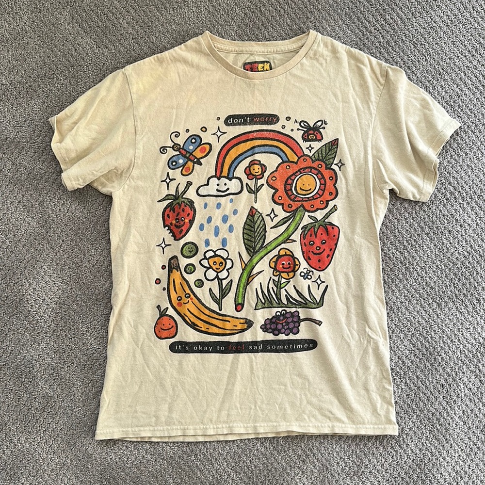 "ITS OKAY" Tee Teen Hearts
